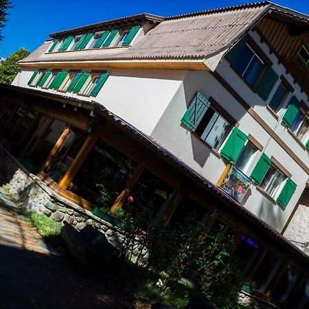 Hostel De La Plaza Amalia San Carlos de Bariloche Eksteriør bilde