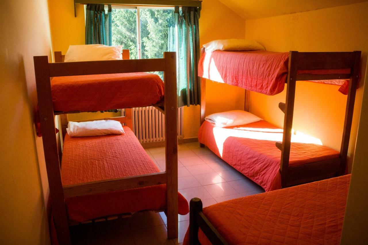 Hostel De La Plaza Amalia San Carlos de Bariloche Eksteriør bilde